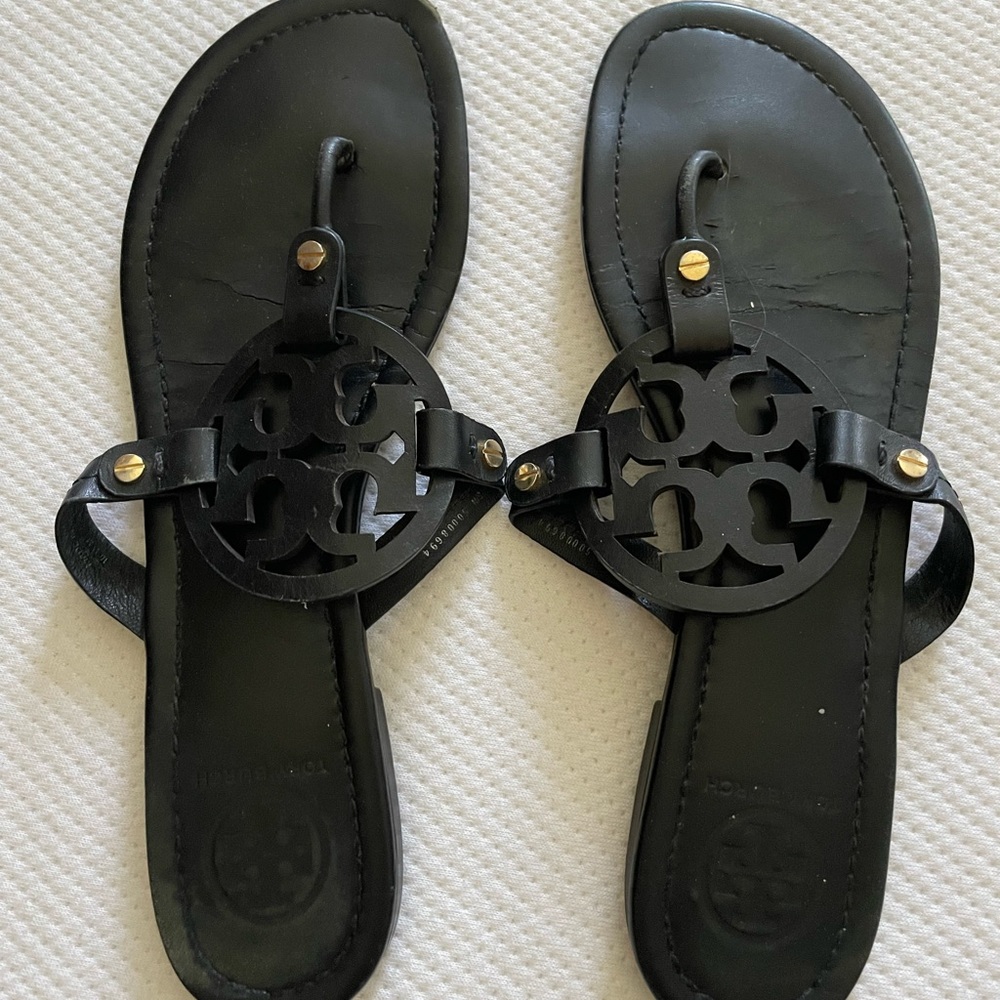 Tory Burch Millers size 10